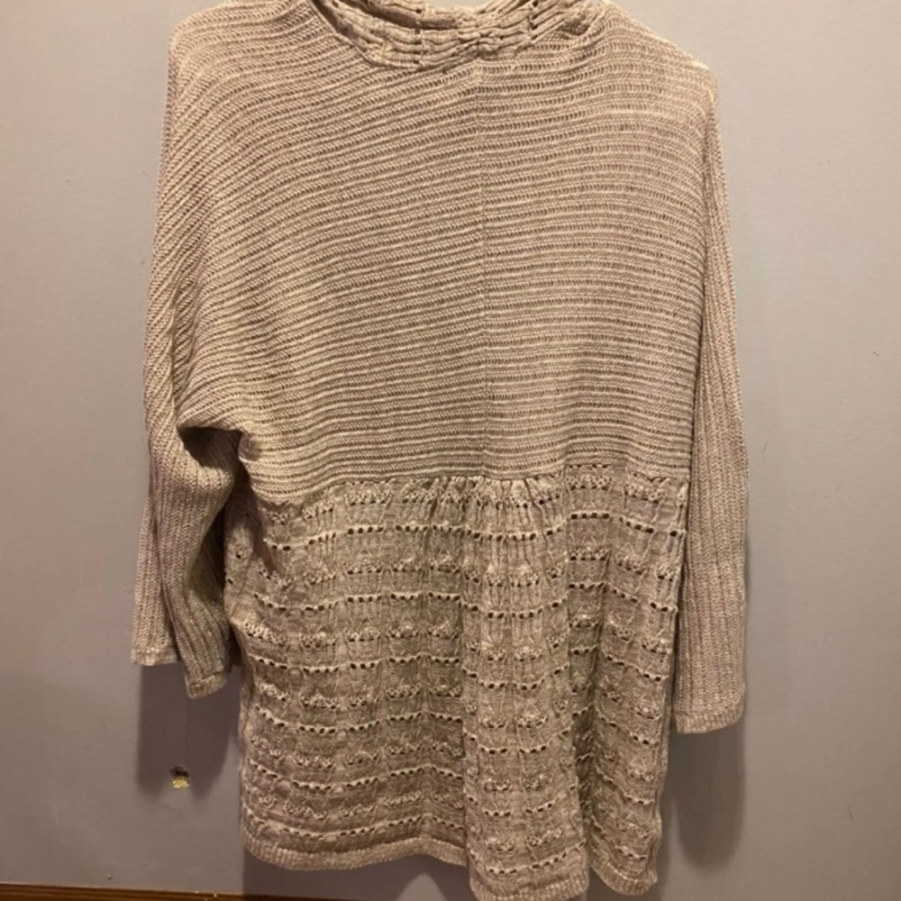 Cardigan - Picture 2 of 5